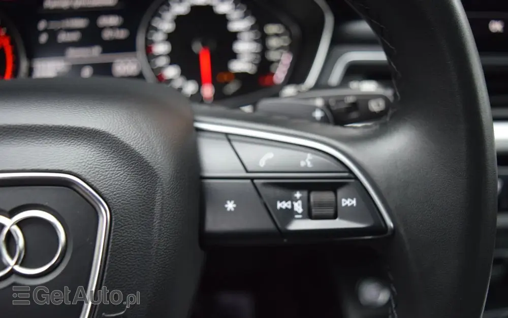 AUDI A4 Avant 35 TDI S tronic advanced