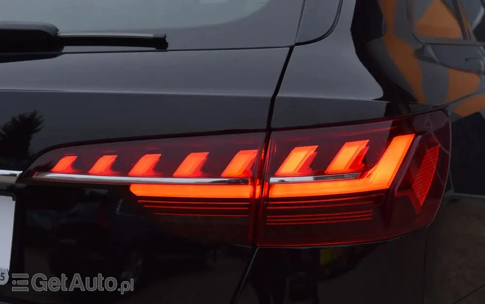 AUDI A4 Avant 35 TDI S tronic advanced