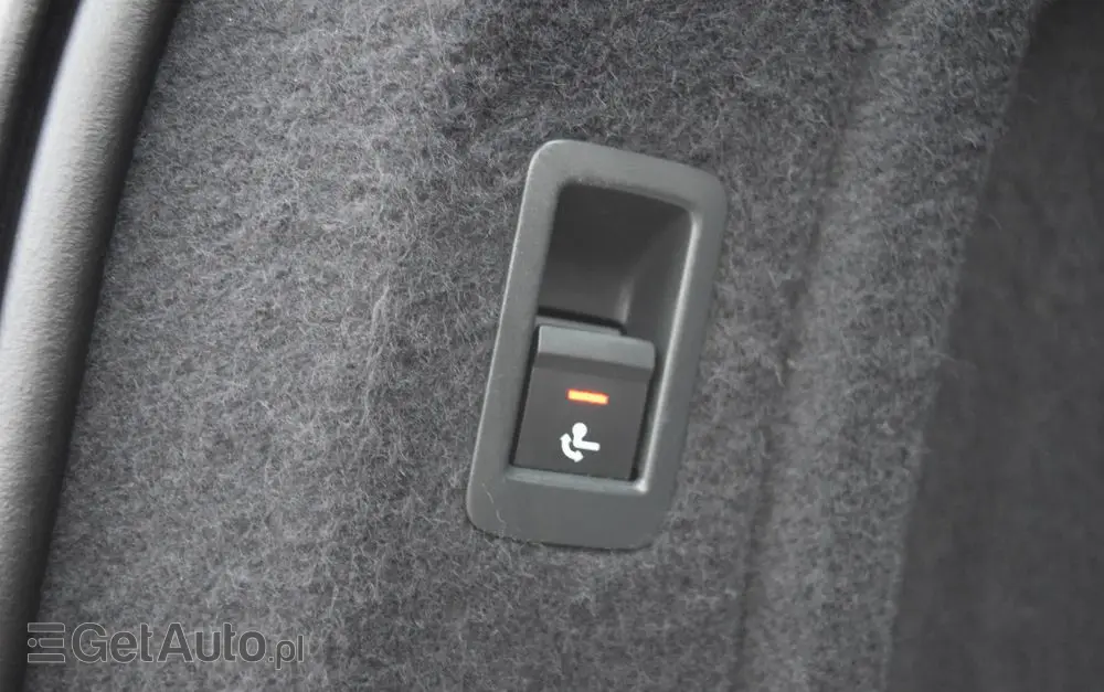 AUDI A4 Avant 35 TDI S tronic advanced