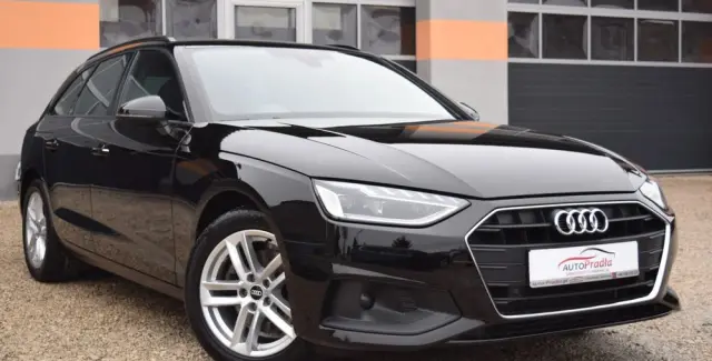 AUDI A4 Avant 35 TDI S tronic advanced
