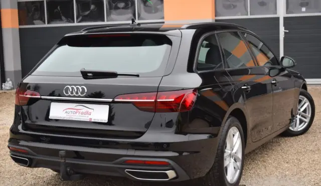 AUDI A4 Avant 35 TDI S tronic advanced