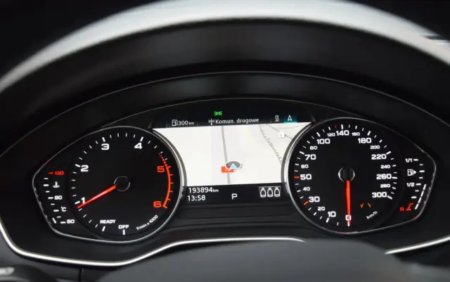 AUDI A4 Avant 35 TDI S tronic advanced