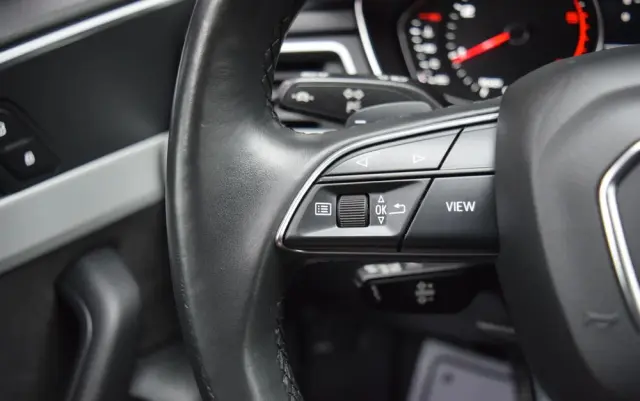 AUDI A4 Avant 35 TDI S tronic advanced