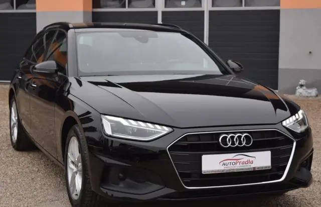 AUDI A4 Avant 35 TDI S tronic advanced