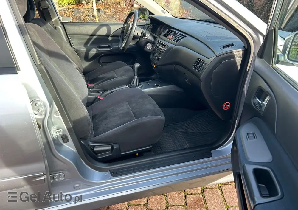 MITSUBISHI Lancer 1.6 Sport