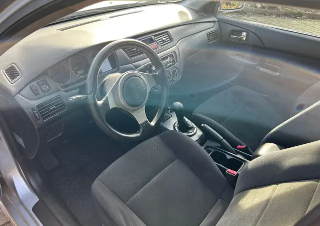 MITSUBISHI Lancer 1.6 Sport