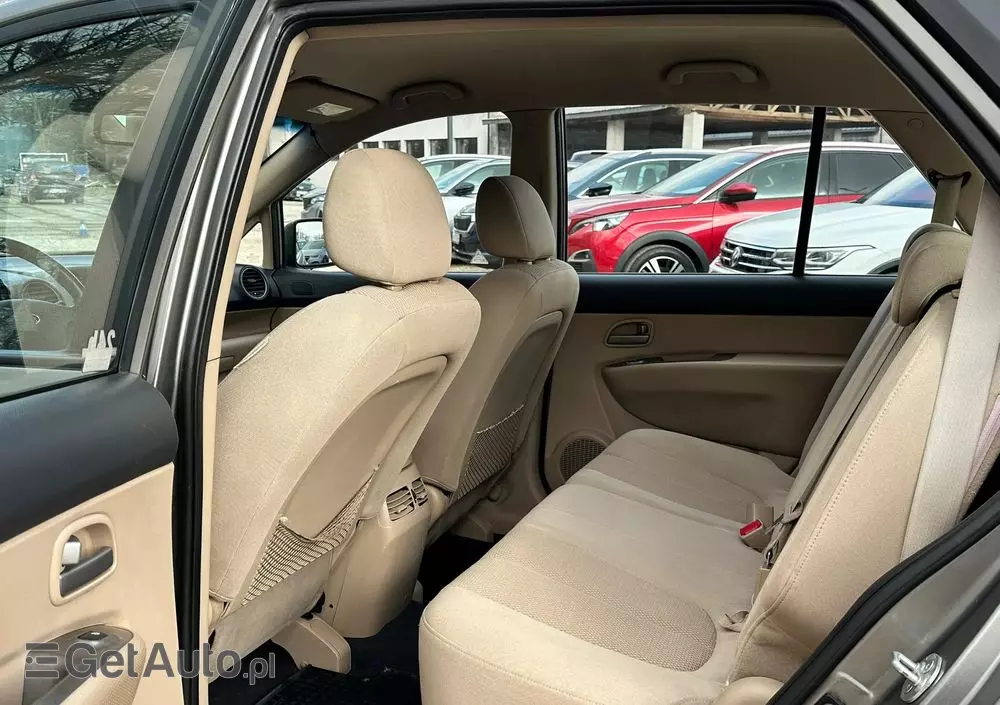 KIA Carens 2.0 CRDi Voyage