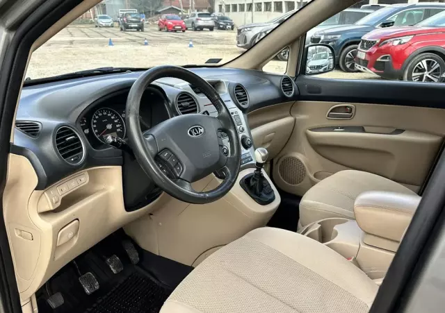 KIA Carens 2.0 CRDi Voyage