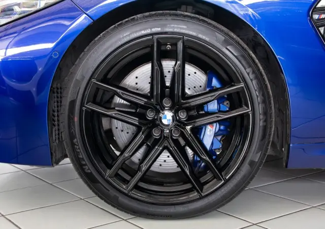 BMW M8 Standard