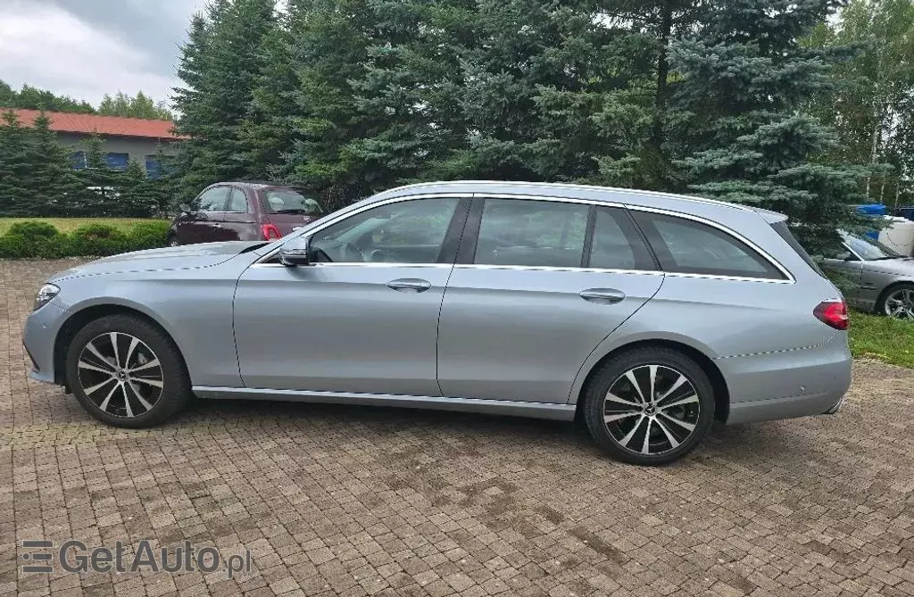 MERCEDES-BENZ Klasa E 