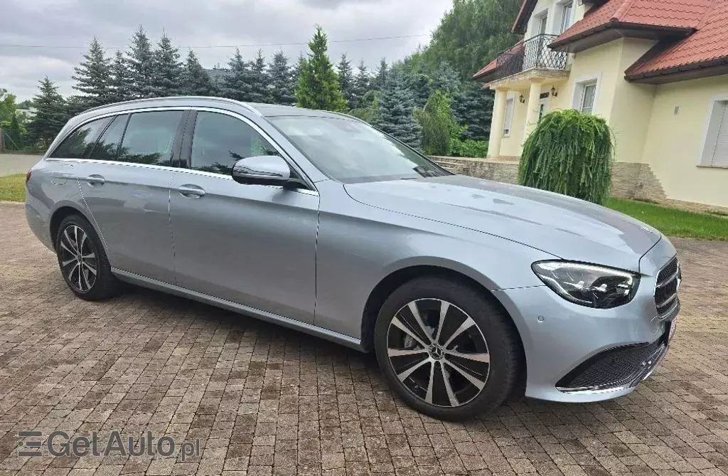 MERCEDES-BENZ Klasa E 