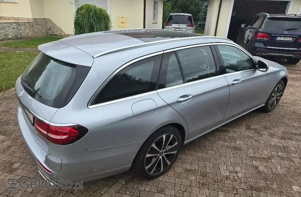 MERCEDES-BENZ Klasa E 