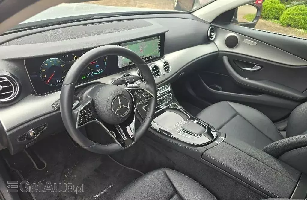 MERCEDES-BENZ Klasa E 