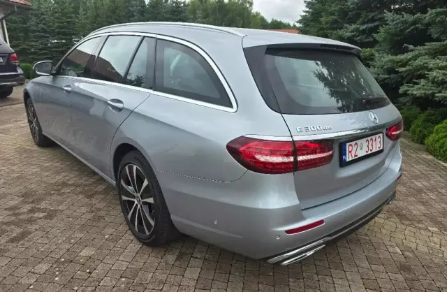 MERCEDES-BENZ Klasa E 