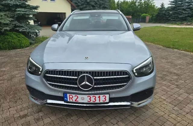 MERCEDES-BENZ Klasa E 