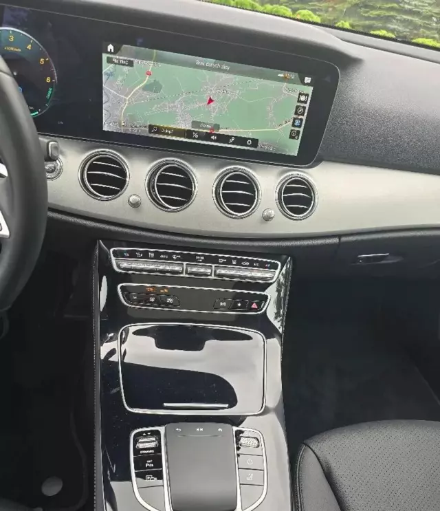 MERCEDES-BENZ Klasa E 