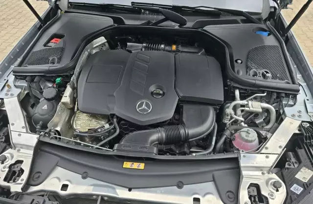 MERCEDES-BENZ Klasa E 