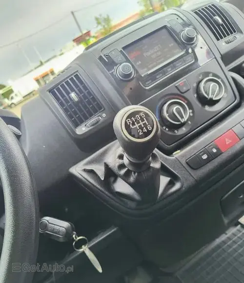 PEUGEOT Boxer 