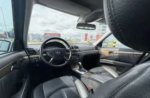 MERCEDES-BENZ Klasa E 