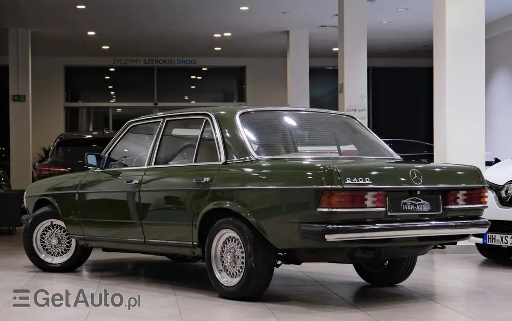 MERCEDES-BENZ W123 