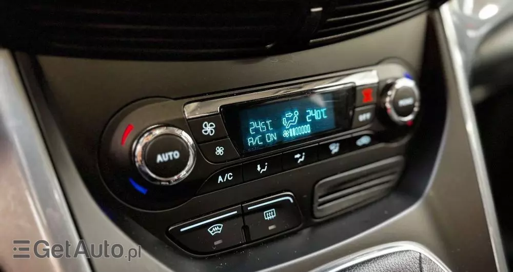 FORD C-MAX 2.0 TDCi Titanium