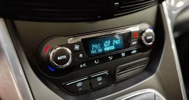 FORD C-MAX 2.0 TDCi Titanium