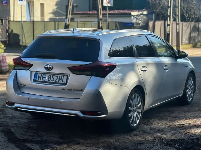 TOYOTA Auris Premium