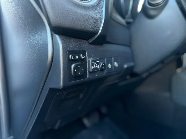 TOYOTA Auris Premium