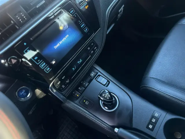 TOYOTA Auris Premium