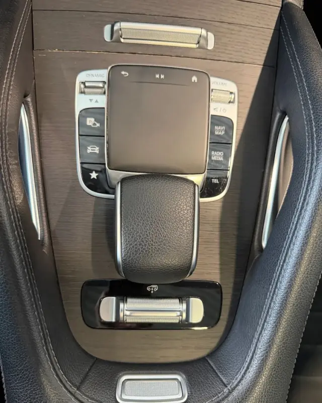 MERCEDES-BENZ GLE 