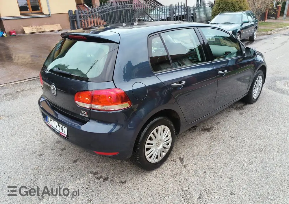 VOLKSWAGEN Golf 1.6 TDI BlueMotion Technology DSG Comfortline