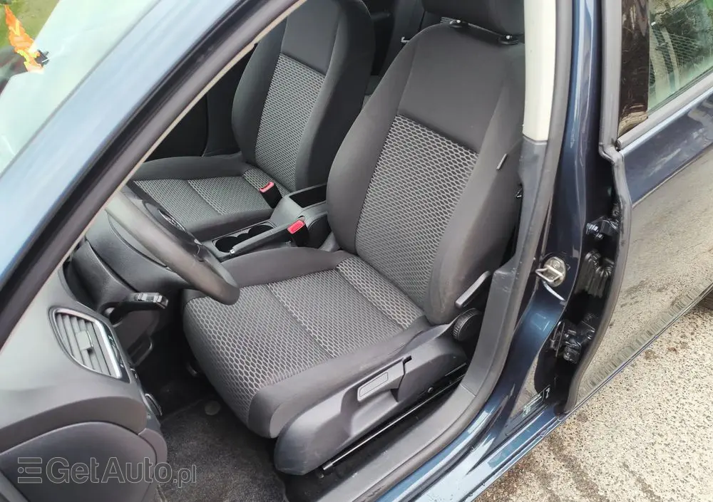 VOLKSWAGEN Golf 1.6 TDI BlueMotion Technology DSG Comfortline