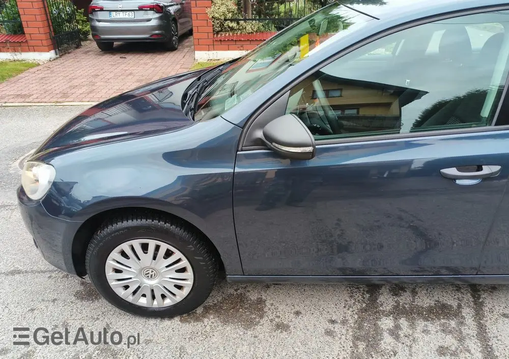 VOLKSWAGEN Golf 1.6 TDI BlueMotion Technology DSG Comfortline
