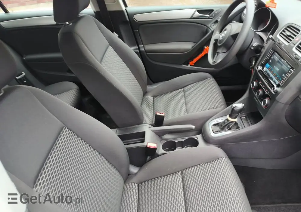 VOLKSWAGEN Golf 1.6 TDI BlueMotion Technology DSG Comfortline