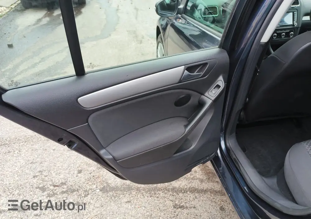 VOLKSWAGEN Golf 1.6 TDI BlueMotion Technology DSG Comfortline