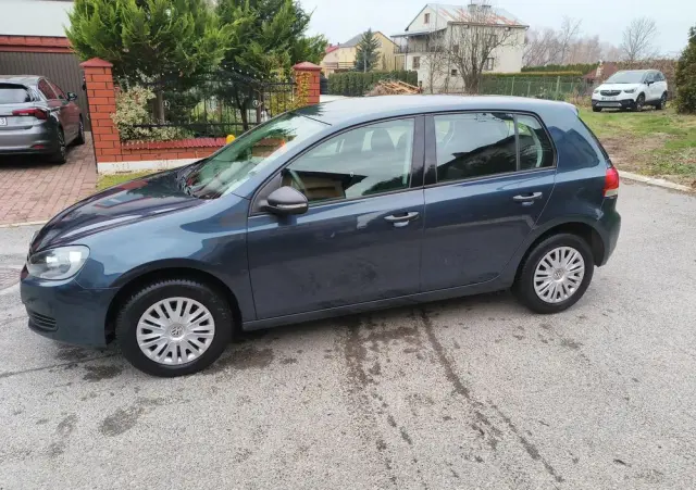 VOLKSWAGEN Golf 1.6 TDI BlueMotion Technology DSG Comfortline