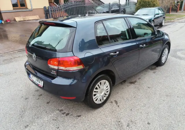 VOLKSWAGEN Golf 1.6 TDI BlueMotion Technology DSG Comfortline
