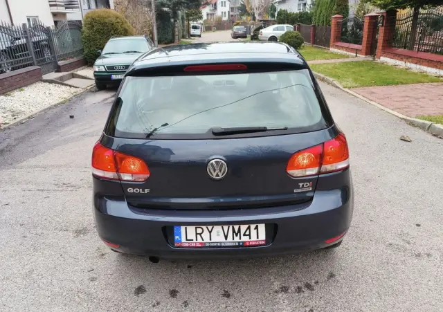 VOLKSWAGEN Golf 1.6 TDI BlueMotion Technology DSG Comfortline