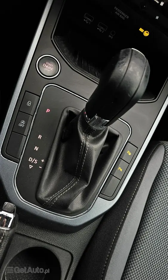 SEAT Arona 1.0 Eco TSI DSG FR