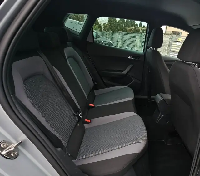 SEAT Arona 1.0 Eco TSI DSG FR