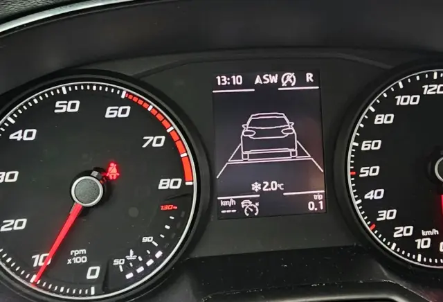 SEAT Arona 1.0 Eco TSI DSG FR