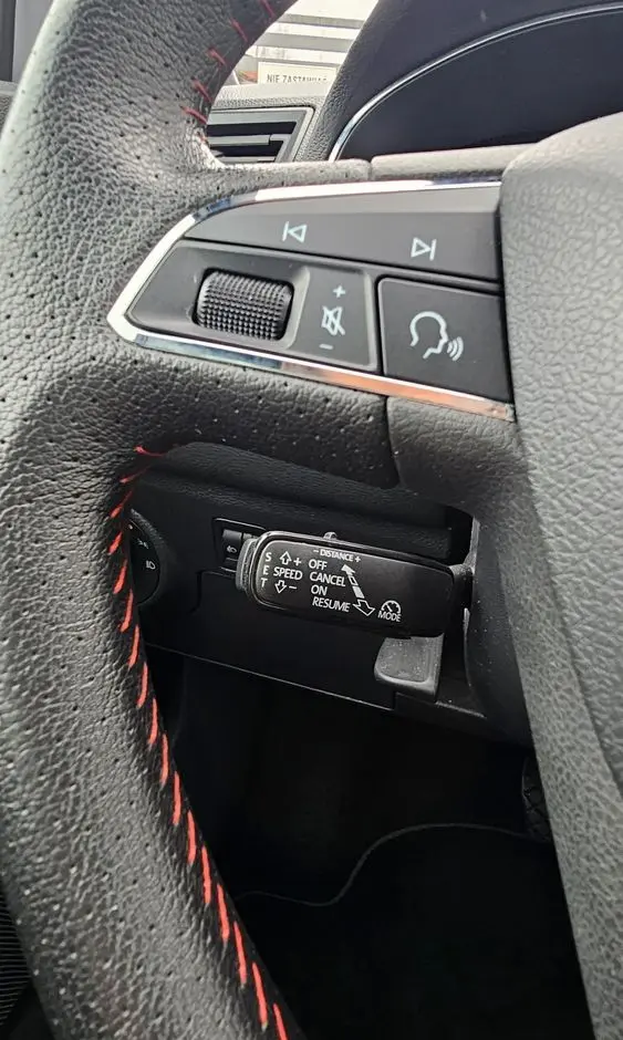 SEAT Arona 1.0 Eco TSI DSG FR