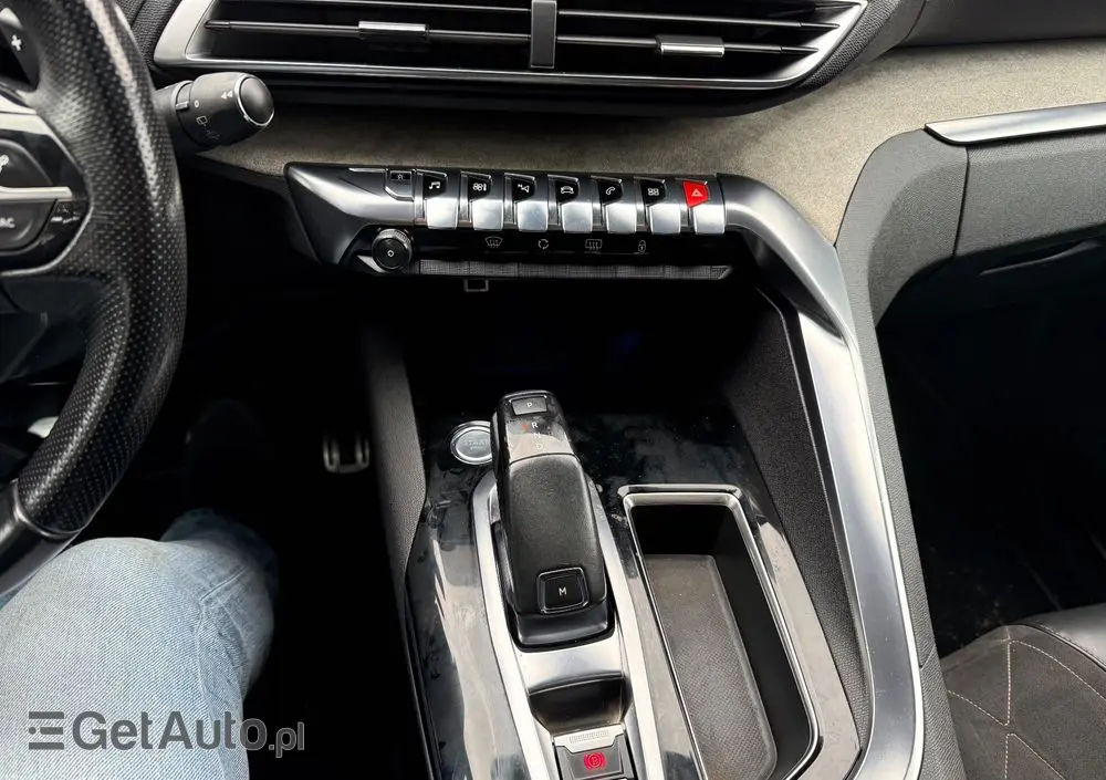 PEUGEOT 5008 BlueHDi 180 EAT8 GT