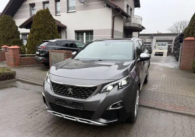 PEUGEOT 5008 BlueHDi 180 EAT8 GT