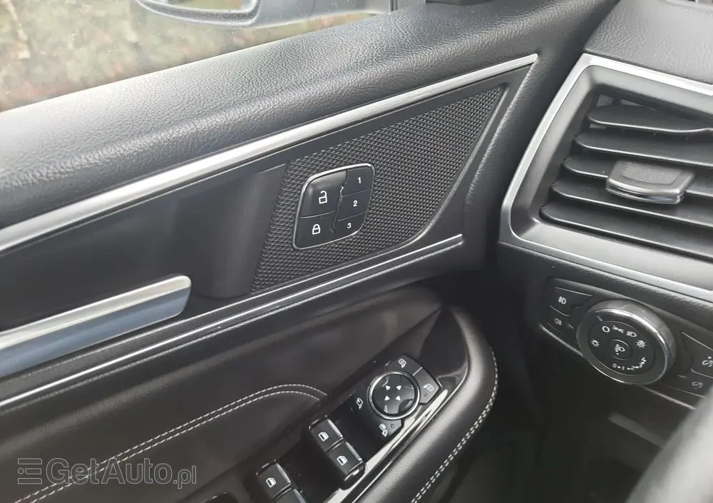 FORD S-Max 1.5 Eco Boost Start-Stopp Titanium