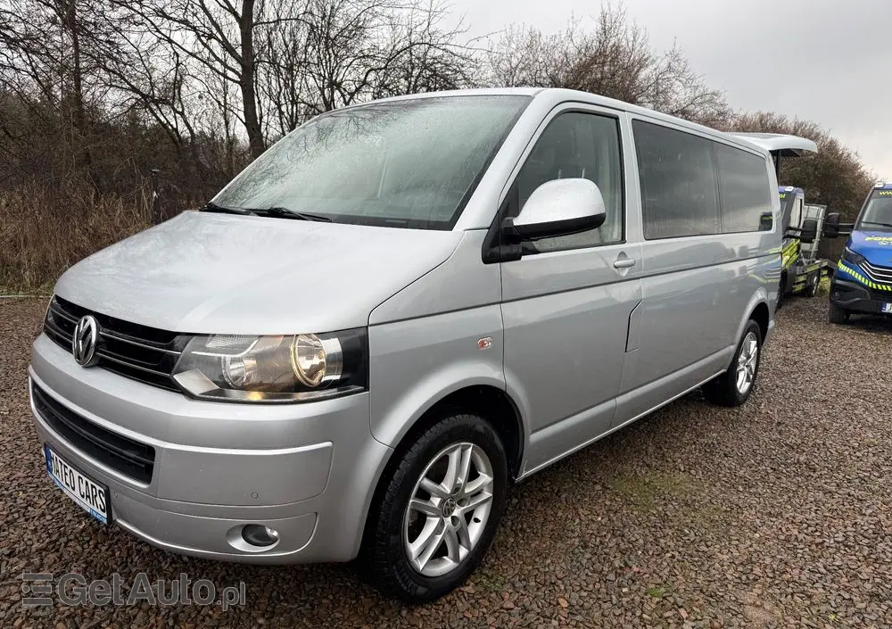 VOLKSWAGEN Caravelle 