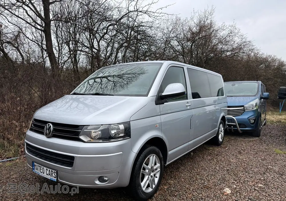 VOLKSWAGEN Caravelle 