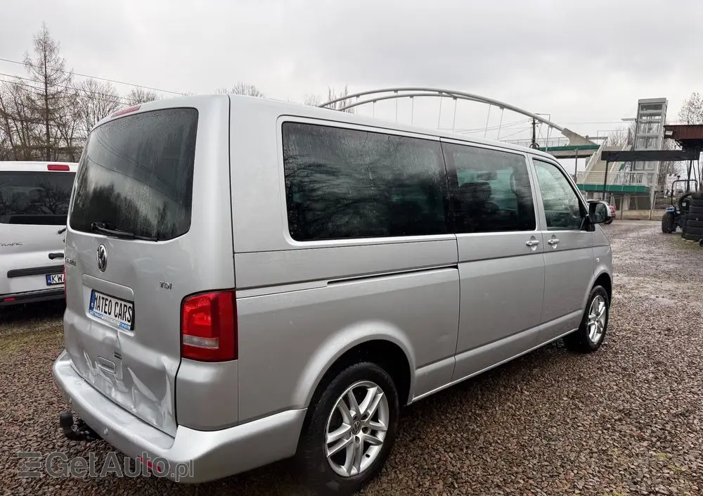 VOLKSWAGEN Caravelle 