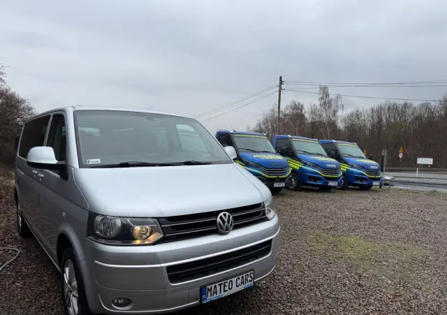 VOLKSWAGEN Caravelle 