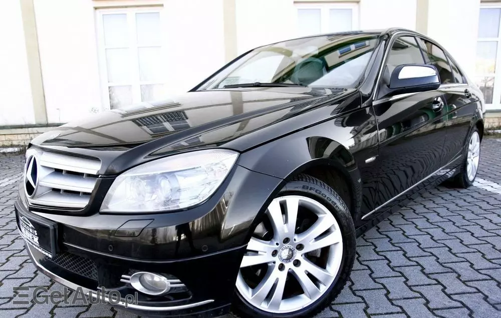 MERCEDES-BENZ Klasa C 230 7G-TRONIC Avantgarde